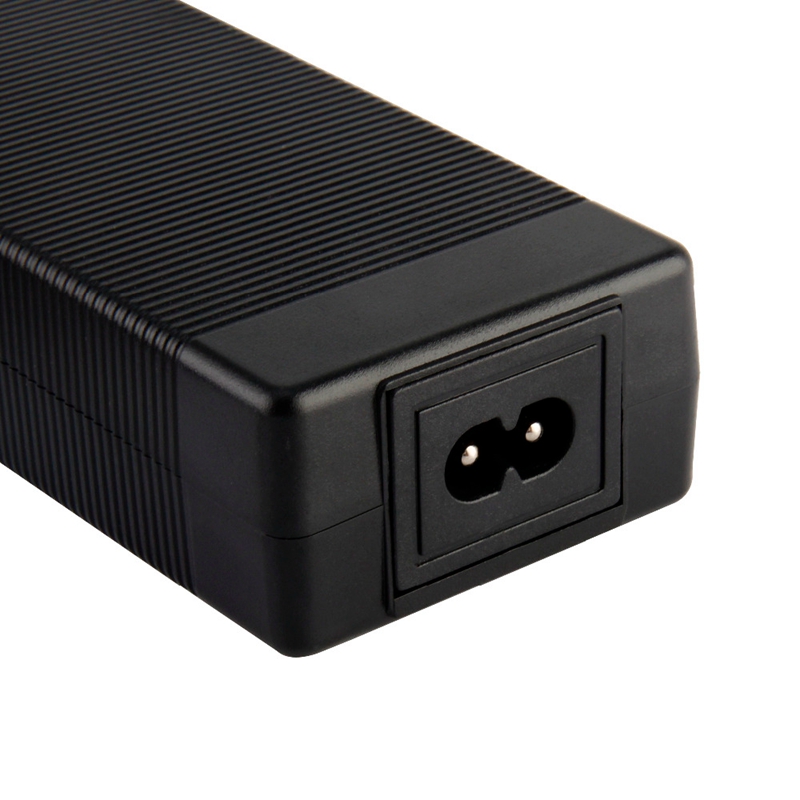 12.6V 3A Lithium Battery Charg - Fish Finder Charger のレビューと価格